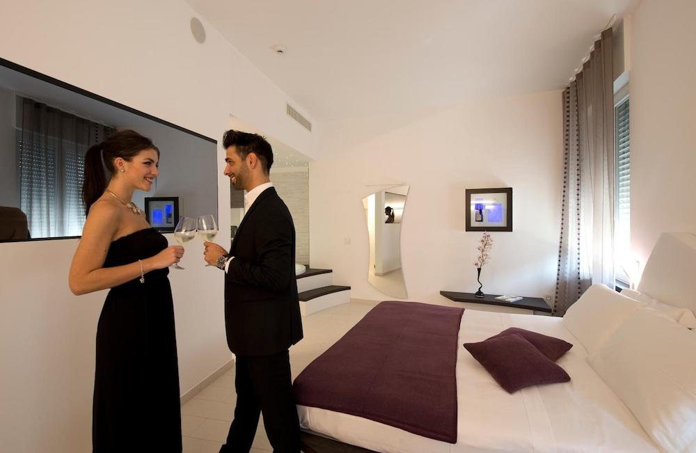 อพาร์ตโฮเต็ล ดูโอโม Aparthotel มิลาน ภายนอก รูปภาพ