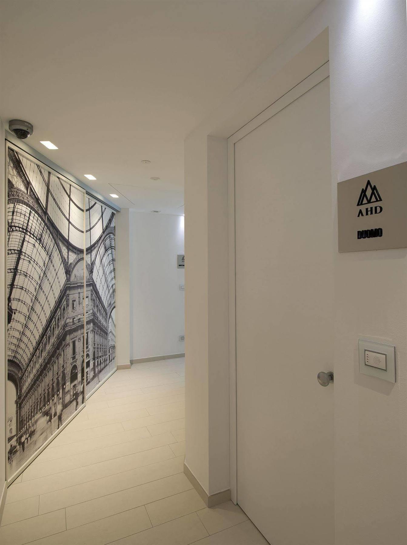 อพาร์ตโฮเต็ล ดูโอโม Aparthotel มิลาน ภายนอก รูปภาพ
